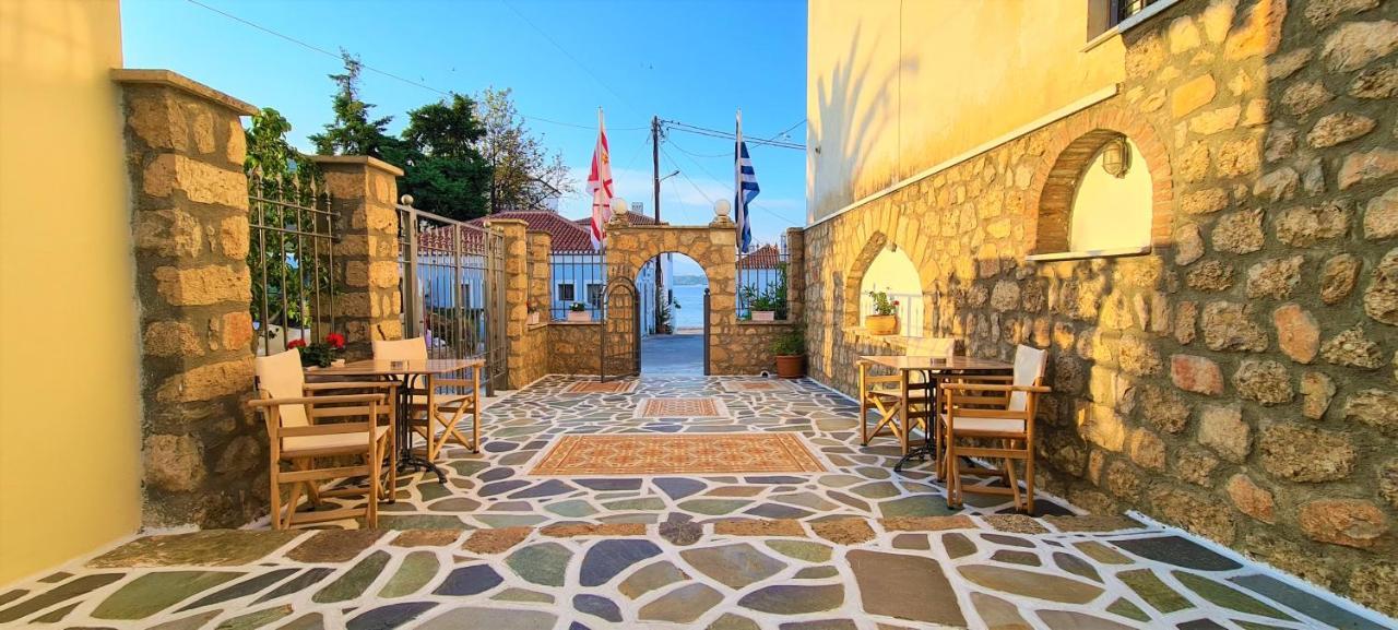 Kastro Hotel Spétses Exterior foto