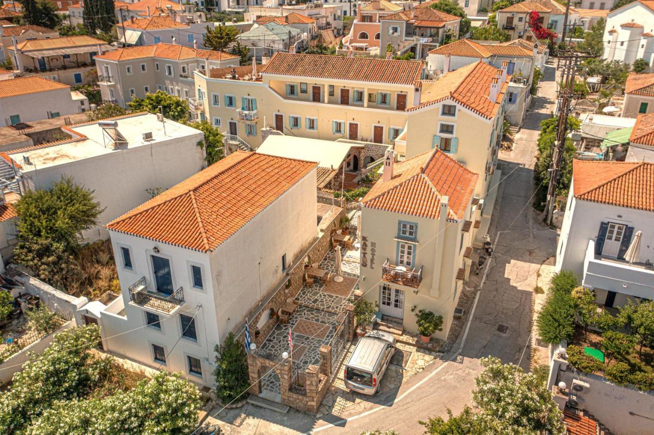 Kastro Hotel Spétses Exterior foto